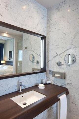 Blue Woods Hotel - Deerlijk Rom bilde